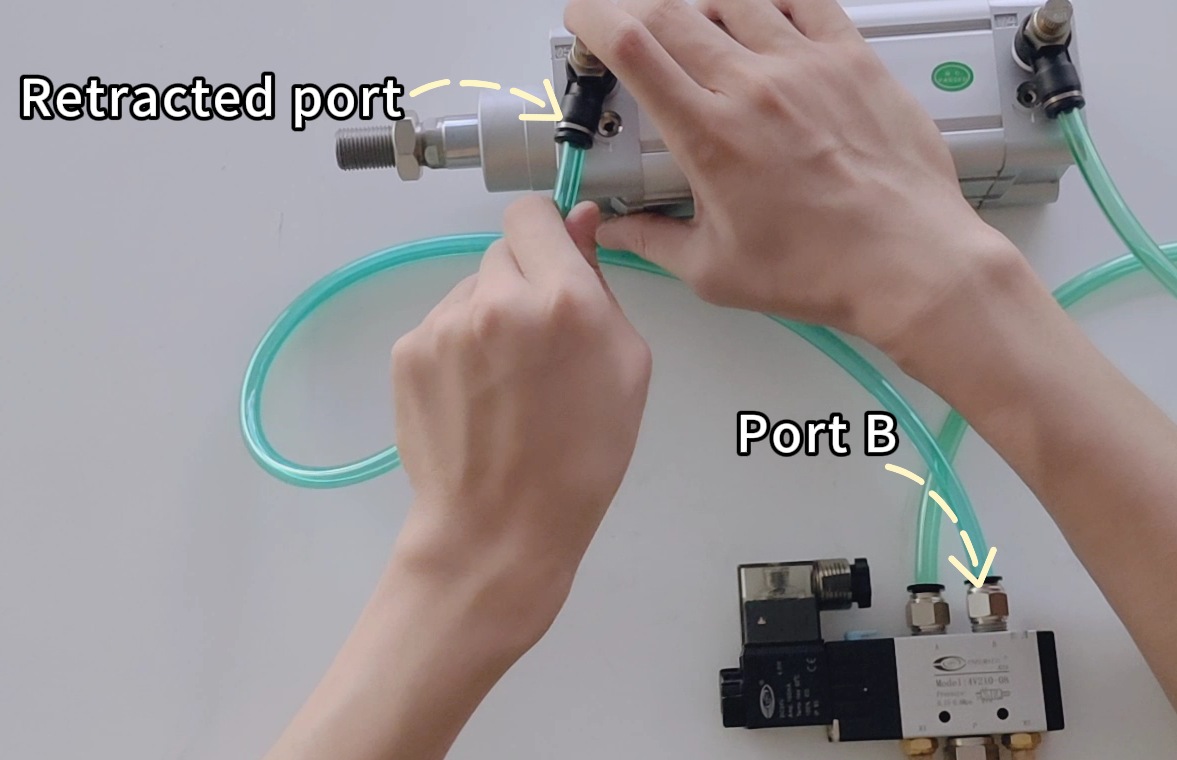 صمام هوائي 4v210-08
